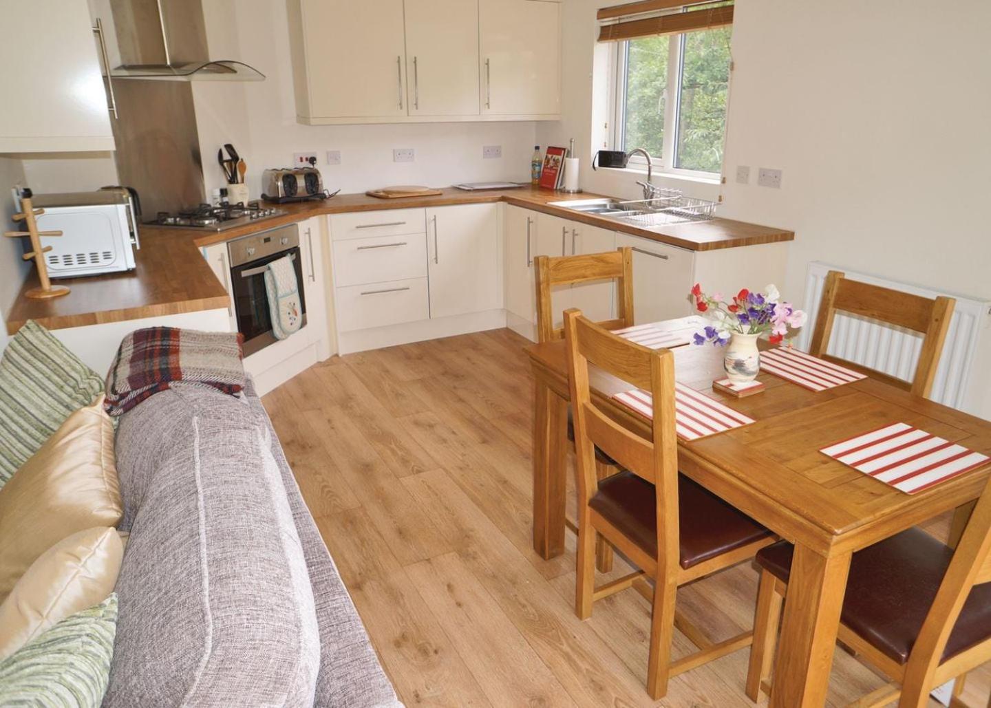 Clun Valley Lodges Clunton 外观 照片